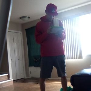 Meet your Posher, Brady